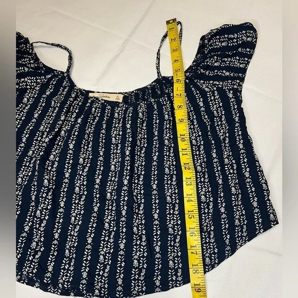 Abercrombie Kids Smocked Off the Shoulder Peplum Crop Top Girls Size XL - Picture 9 of 9